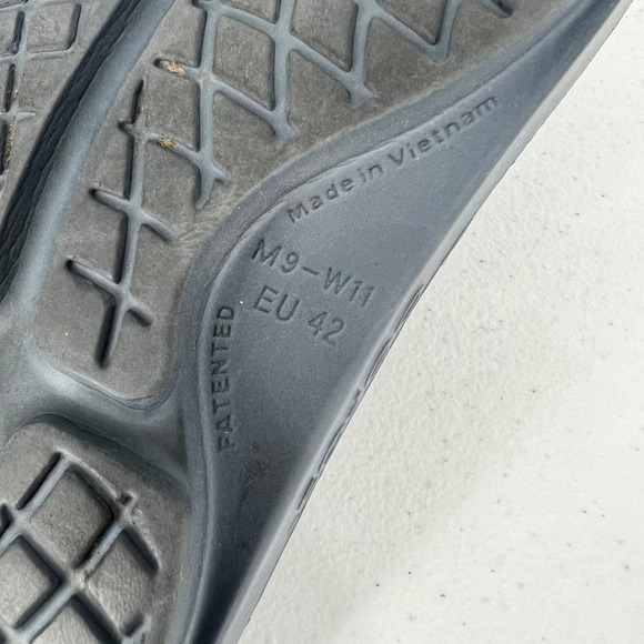 👟 - Picture 2 of 12